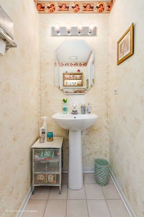 Tiny photo for 2714 Whitlock Drive, Darien, IL 60561 (MLS # 12487086)