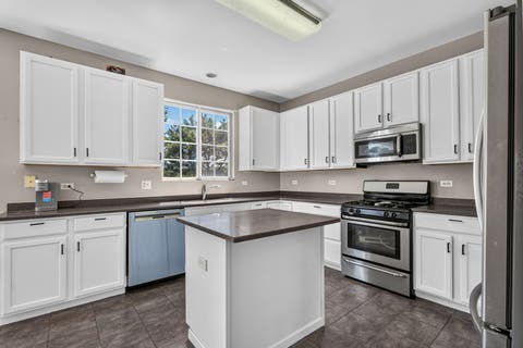 Tiny photo for 205 Station Park Circle, Grayslake, IL 60030 (MLS # 12689890)