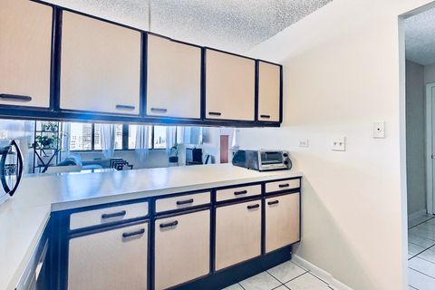 Tiny photo for 2754 N Hampden Court #1706, Chicago, IL 60614 (MLS # 12481627)