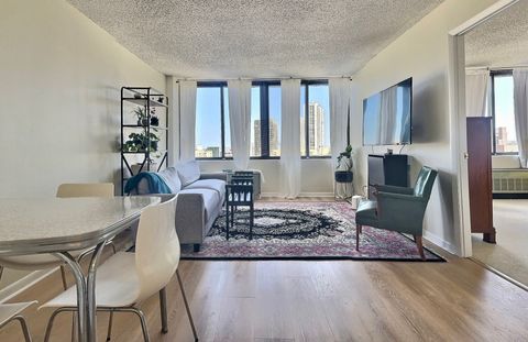 Tiny photo for 2754 N Hampden Court #1706, Chicago, IL 60614 (MLS # 12481627)