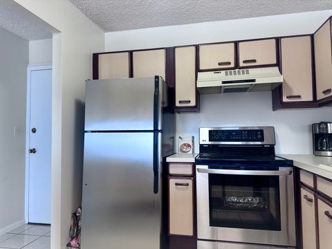 Tiny photo for 2754 N Hampden Court #1706, Chicago, IL 60614 (MLS # 12481627)