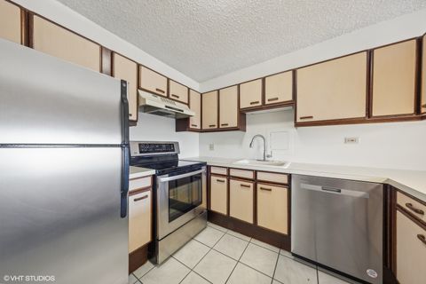 Tiny photo for 2754 N Hampden Court #1706, Chicago, IL 60614 (MLS # 12481627)