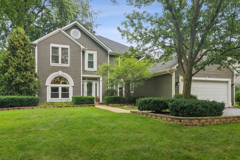 Photo of 171 Southfield Drive, Vernon Hills, IL 60061 (MLS # 12709563)