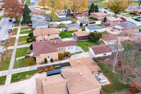 A home in Oak Lawn