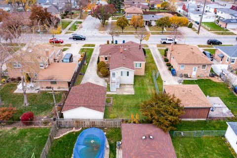 A home in Oak Lawn