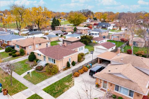 A home in Oak Lawn