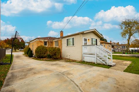 A home in Oak Lawn