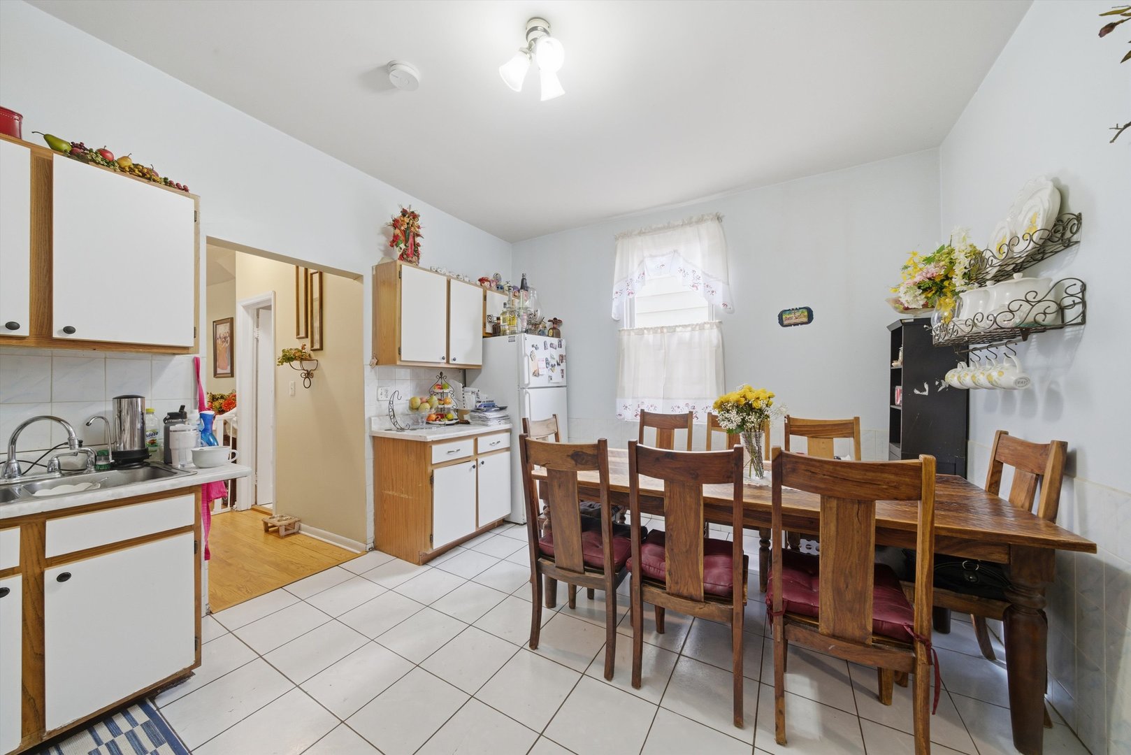 4706 W Berenice Avenue