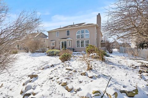 Tiny photo for 459 Glover Drive, North Aurora, IL 60542 (MLS # 12544689)