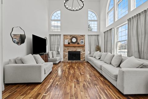 Tiny photo for 459 Glover Drive, North Aurora, IL 60542 (MLS # 12544689)