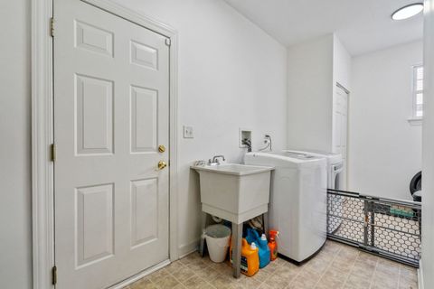 Tiny photo for 459 Glover Drive, North Aurora, IL 60542 (MLS # 12544689)