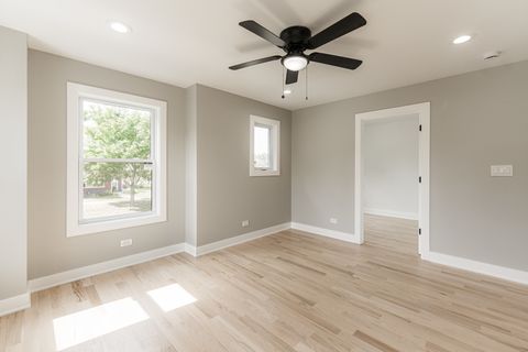 Tiny photo for 147 W North Avenue, Lombard, IL 60148 (MLS # 12514716)