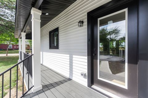 Tiny photo for 147 W North Avenue, Lombard, IL 60148 (MLS # 12514716)