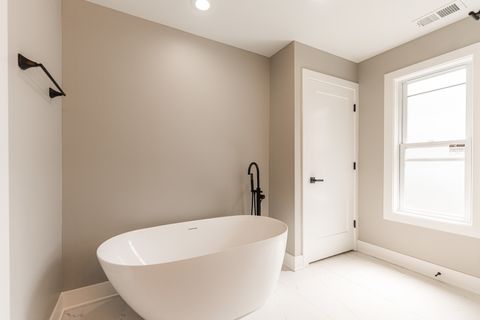 Tiny photo for 147 W North Avenue, Lombard, IL 60148 (MLS # 12514716)