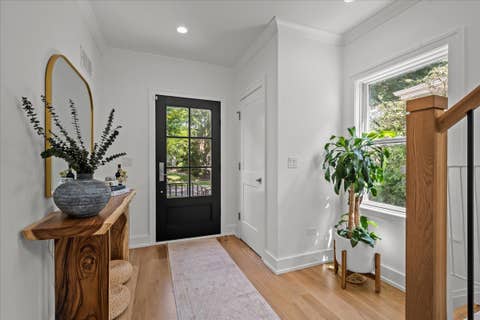 Tiny photo for 704 Roger Avenue, Kenilworth, IL 60043 (MLS # 12725428)