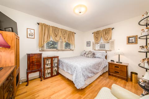 Tiny photo for 1469 Webster Lane, Des Plaines, IL 60018 (MLS # 12690090)