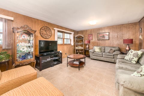 Tiny photo for 1469 Webster Lane, Des Plaines, IL 60018 (MLS # 12690090)
