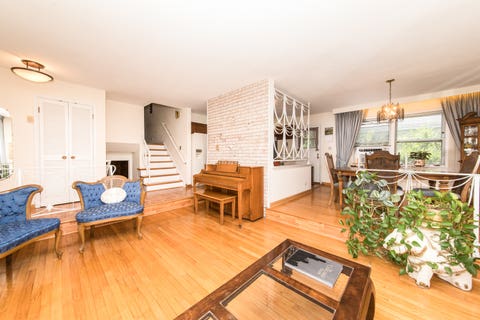 Tiny photo for 1469 Webster Lane, Des Plaines, IL 60018 (MLS # 12690090)