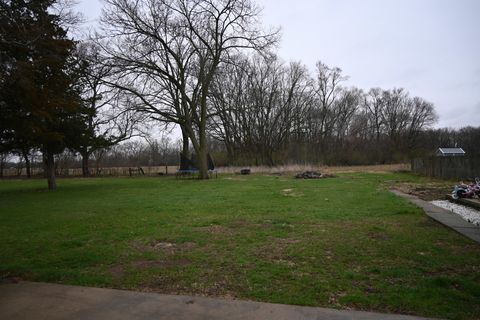 Tiny photo for 185 W Southmor Road, Morris, IL 60450 (MLS # 12597933)