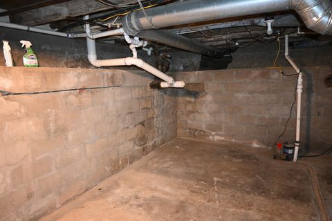 Tiny photo for 185 W Southmor Road, Morris, IL 60450 (MLS # 12597933)