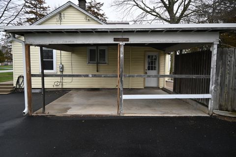 Tiny photo for 185 W Southmor Road, Morris, IL 60450 (MLS # 12597933)