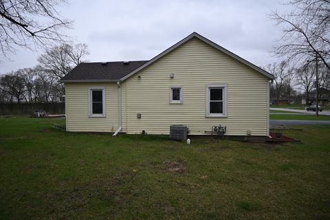Tiny photo for 185 W Southmor Road, Morris, IL 60450 (MLS # 12597933)