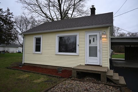 Photo of 185 W Southmor Road, Morris, IL 60450 (MLS # 12597933)