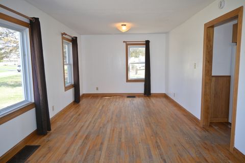 Tiny photo for 185 W Southmor Road, Morris, IL 60450 (MLS # 12597933)