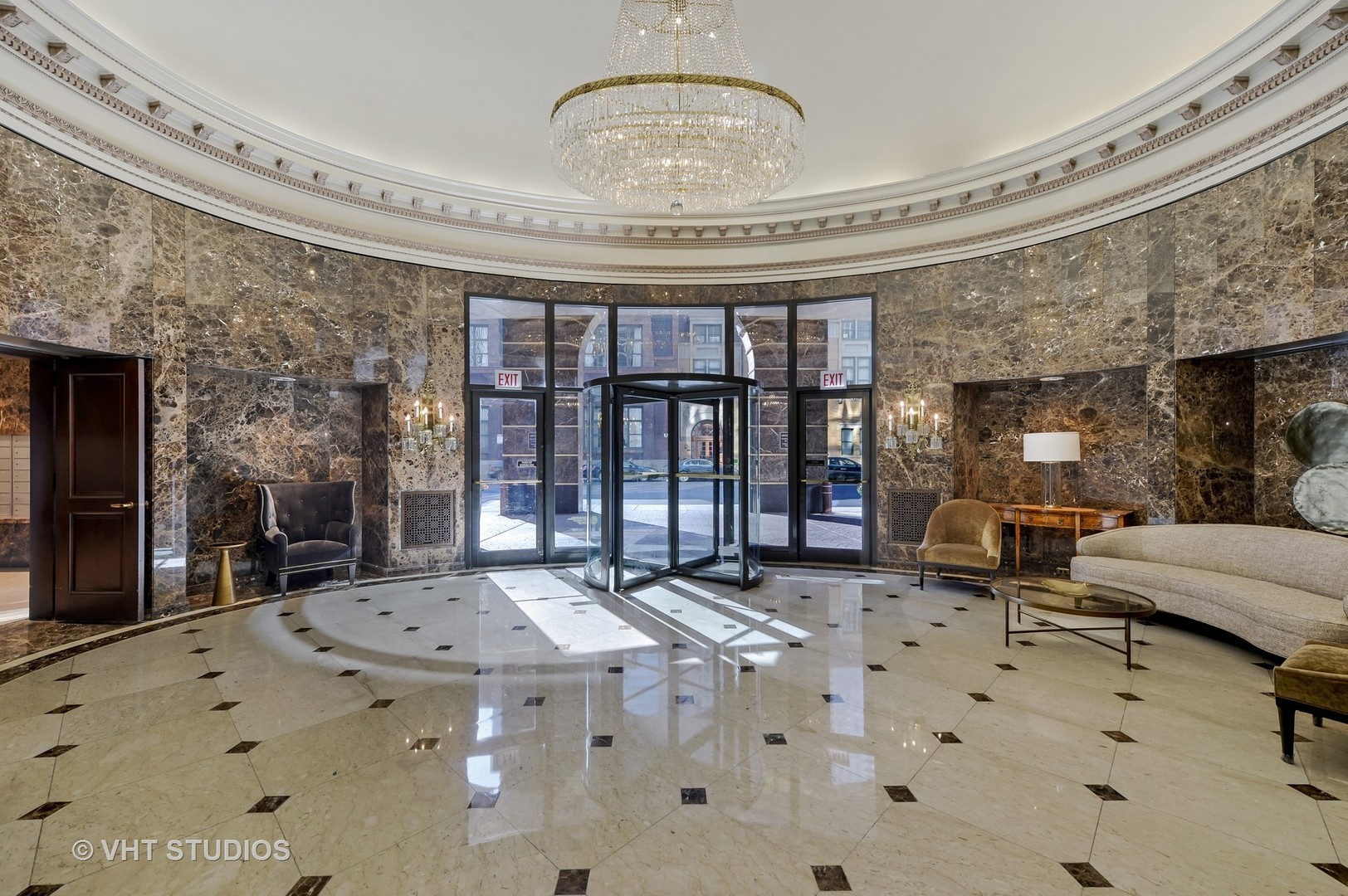 10 E Ontario Street 2607