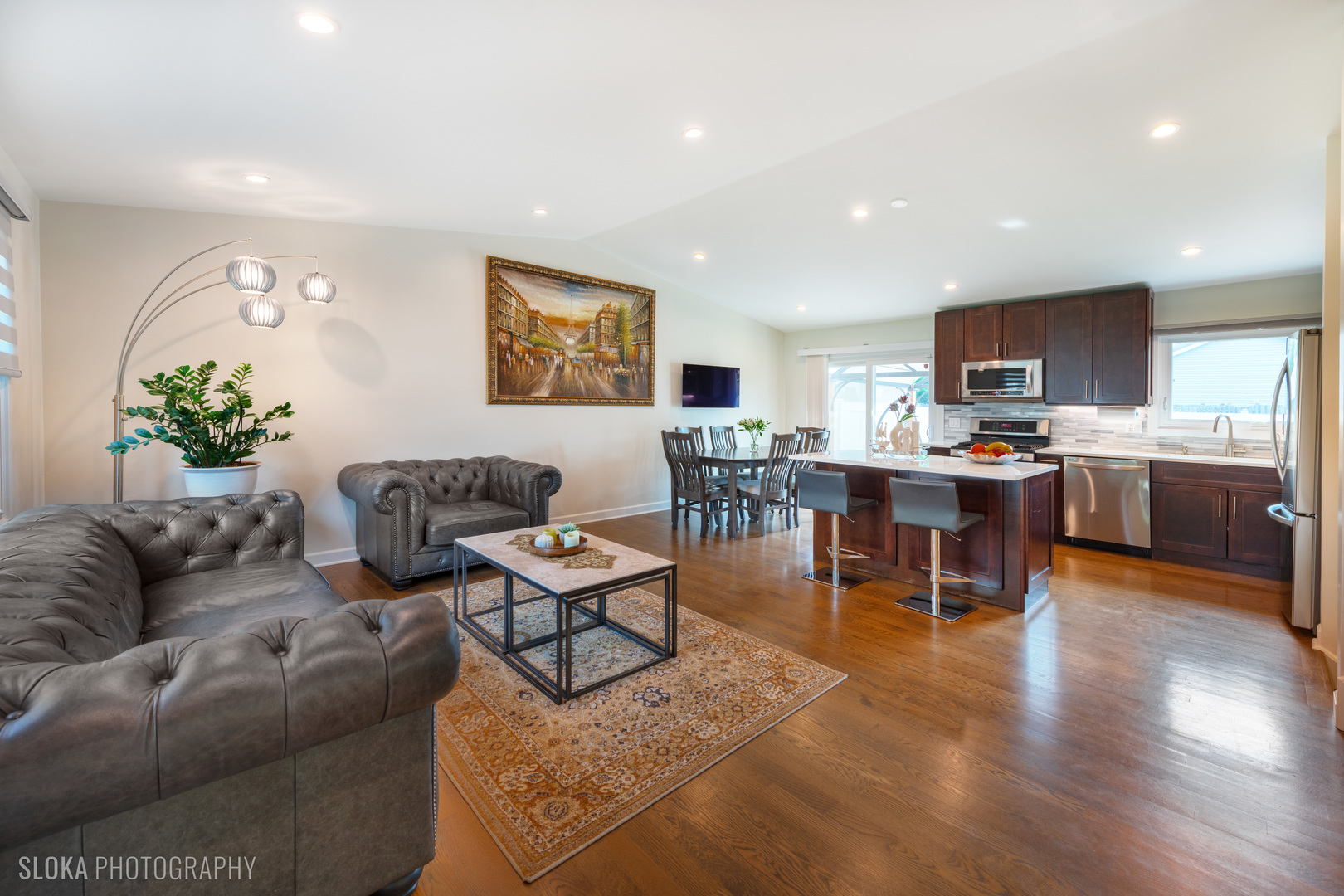 1018 E Meadow Lake Drive