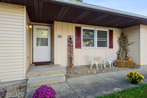 Tiny photo for 715 2nd Avenue, De Witt, IA 52742 (MLS # 12795411)
