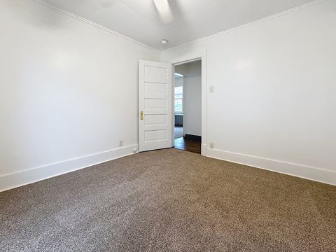 Tiny photo for 2416 Farnam Street, Davenport, IA 52803 (MLS # 12614808)