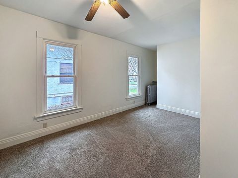 Tiny photo for 2416 Farnam Street, Davenport, IA 52803 (MLS # 12614808)