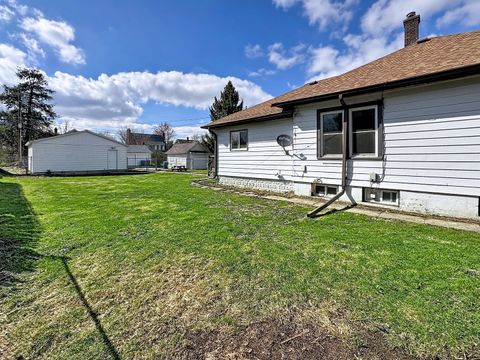 Tiny photo for 2416 Farnam Street, Davenport, IA 52803 (MLS # 12614808)