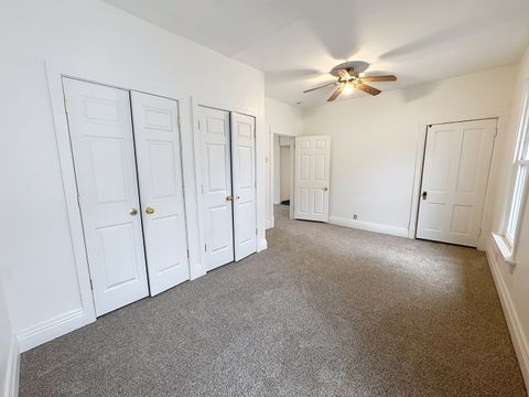 Tiny photo for 2416 Farnam Street, Davenport, IA 52803 (MLS # 12614808)