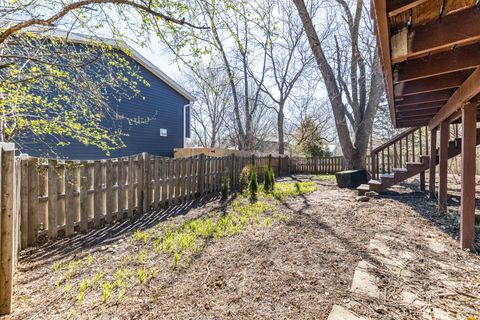 Tiny photo for 128 S BIRCHWOOD Drive, Naperville, IL 60540 (MLS # 12592339)