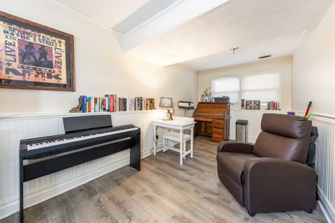 Tiny photo for 128 S BIRCHWOOD Drive, Naperville, IL 60540 (MLS # 12592339)