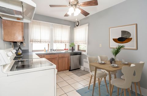 Tiny photo for 24 N Madison Avenue #2, La Grange, IL 60525 (MLS # 12514127)