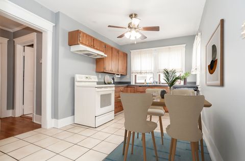 Tiny photo for 24 N Madison Avenue #2, La Grange, IL 60525 (MLS # 12514127)