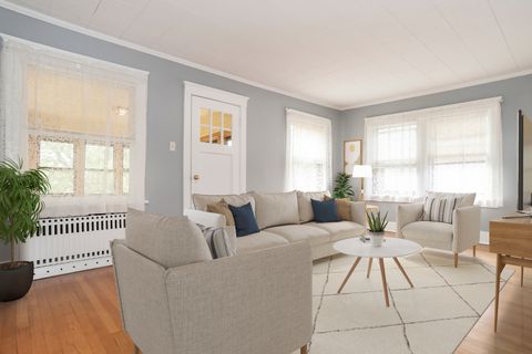 Tiny photo for 24 N Madison Avenue #2, La Grange, IL 60525 (MLS # 12514127)