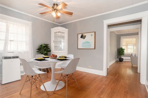 Tiny photo for 24 N Madison Avenue #2, La Grange, IL 60525 (MLS # 12514127)