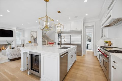 Tiny photo for Hinsdale, IL 60521 (MLS # 12506954)