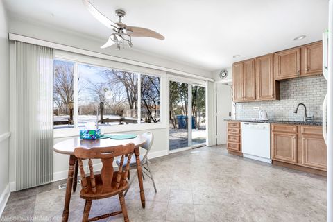 Tiny photo for 5615 Star Drive, Hanover Park, IL 60133 (MLS # 12551071)