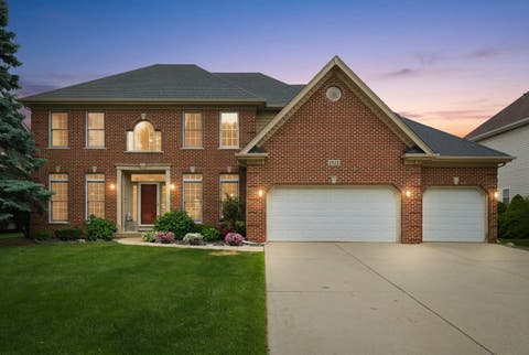 Photo of 3423 Goldfinch Drive, Naperville, IL 60564 (MLS # 12666348)