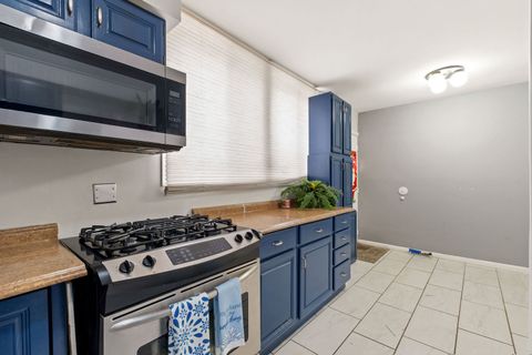 Tiny photo for 1578 Woodland Avenue #D, Des Plaines, IL 60016 (MLS # 12487267)