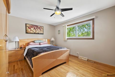 Tiny photo for 500 S Princeton Avenue, Itasca, IL 60143 (MLS # 12451186)