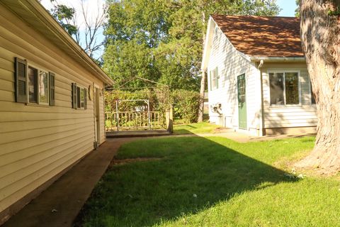 Tiny photo for 303 S Grape Street, Morrison, IL 61270 (MLS # 12454938)