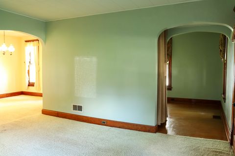 Tiny photo for 303 S Grape Street, Morrison, IL 61270 (MLS # 12454938)