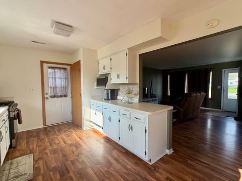 Tiny photo for 203 Macgregor Road, Lockport, IL 60441 (MLS # 12624061)