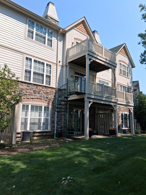 Tiny photo for 449 N Bay Tree Circle, Vernon Hills, IL 60061 (MLS # 12729644)